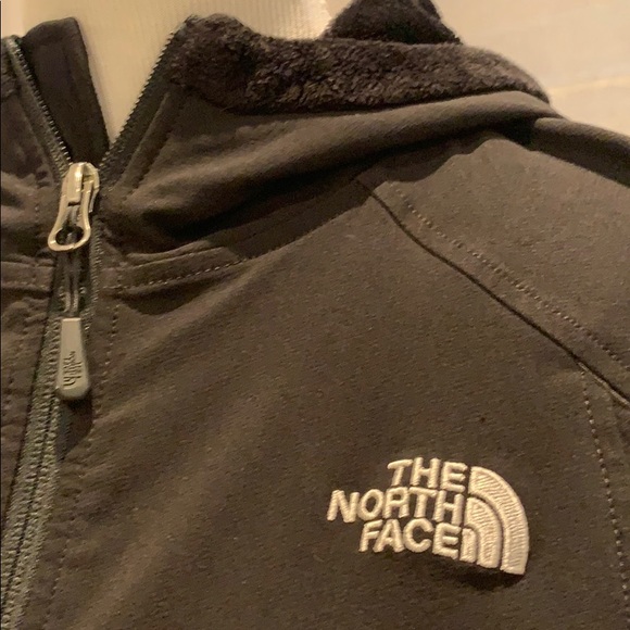 North face jacket - Picture 2 of 6